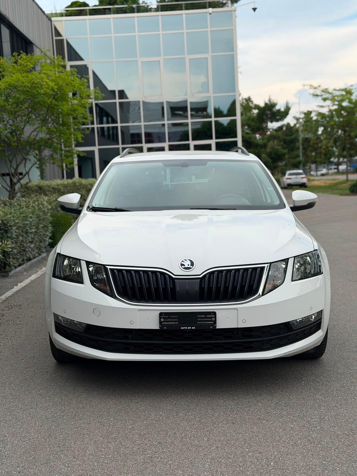 SKODA Octavia Combi 2.0 TDI Ambition 4x4, Diesel, Occasion / Utilisé, Manuelle - 5
