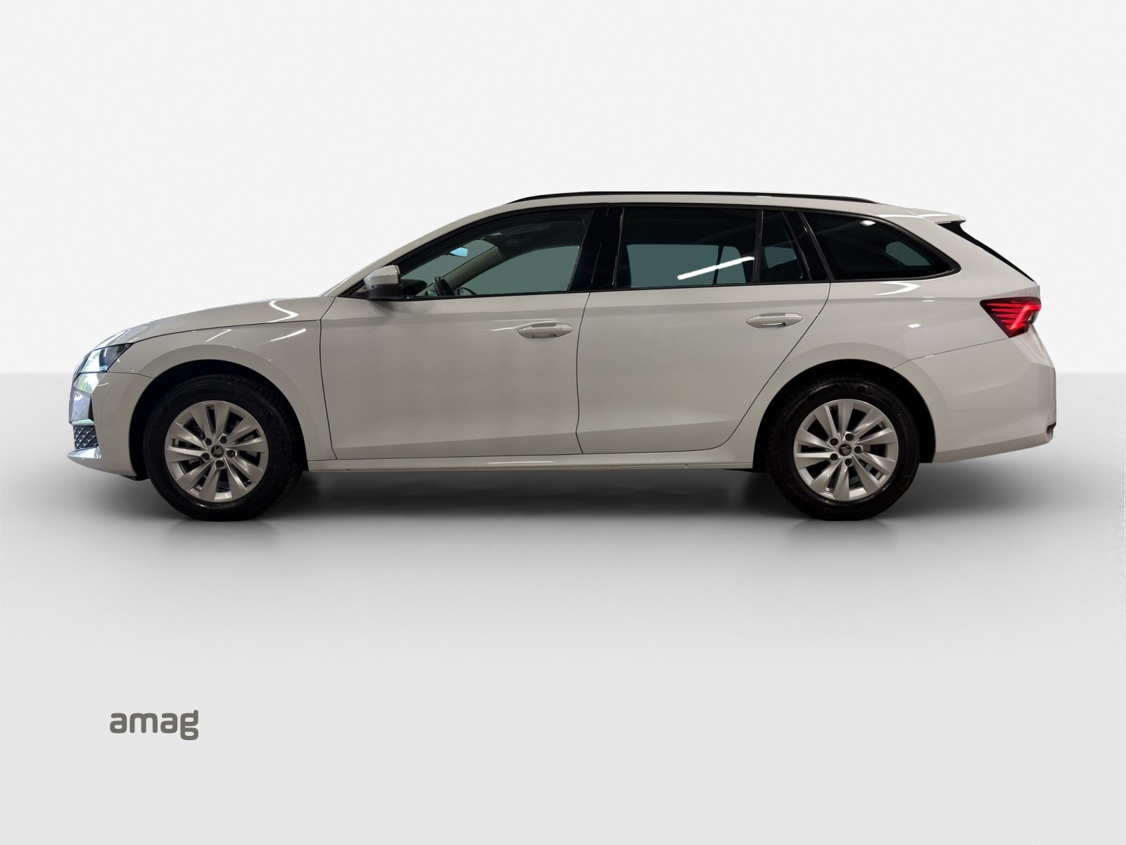 SKODA Octavia Selection, Diesel, Second hand / Used, Automatic - 2