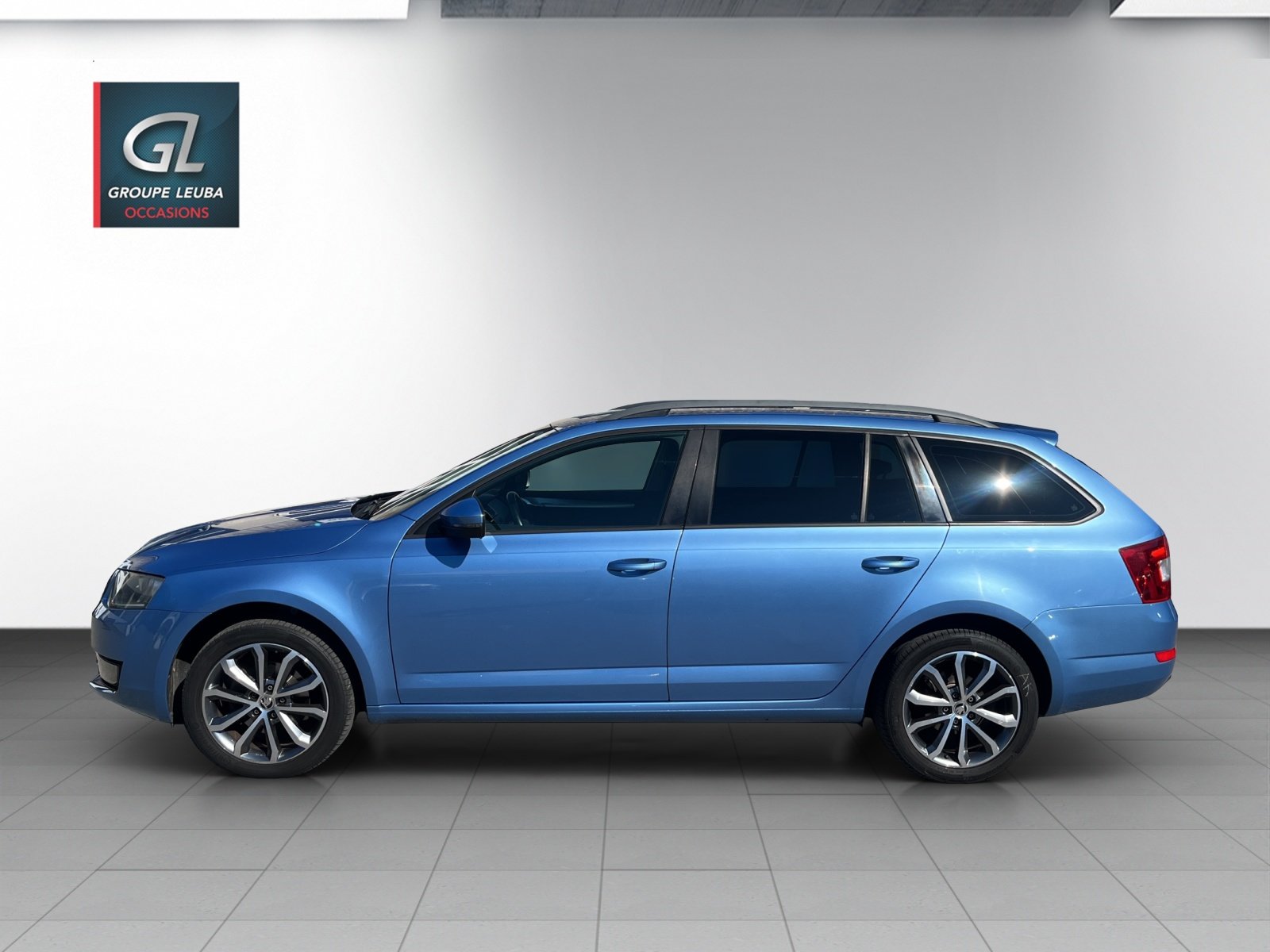 SKODA Octavia Combi 2.0 TDI Style, Diesel, Occasion / Gebraucht, Handschaltung - 3