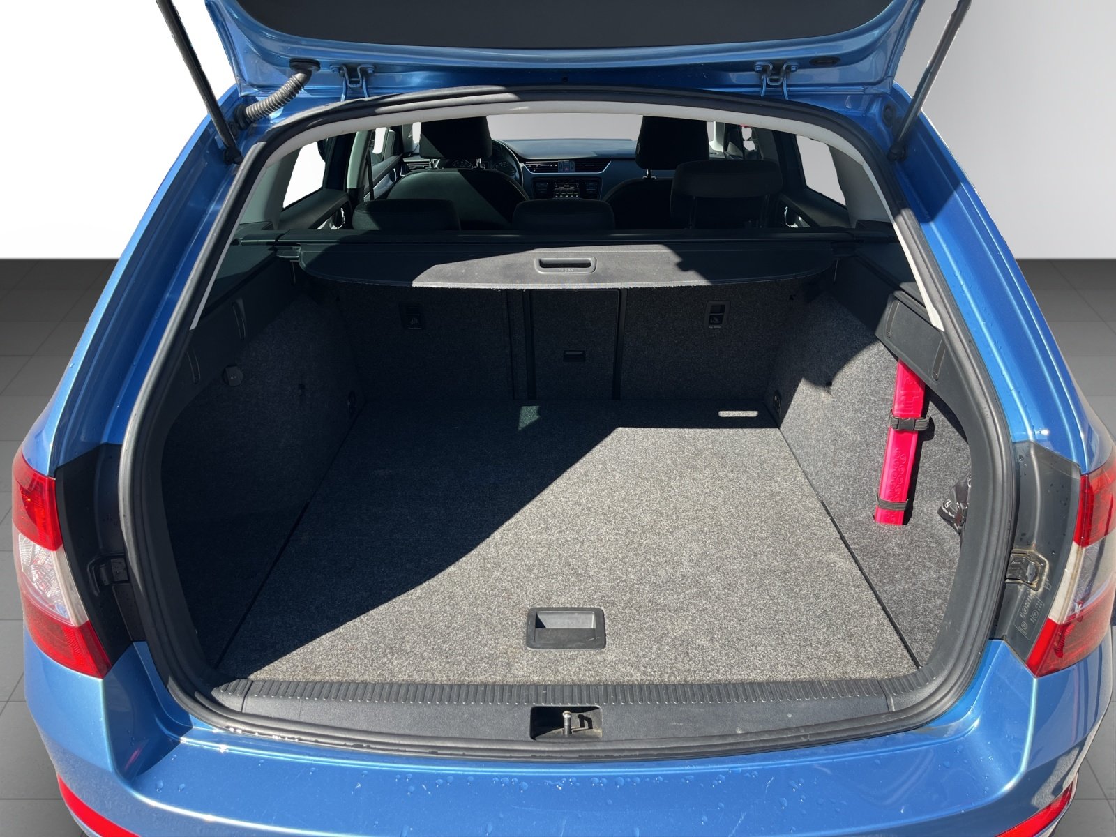 SKODA Octavia Combi 2.0 TDI Style, Diesel, Occasion / Gebraucht, Handschaltung - 6