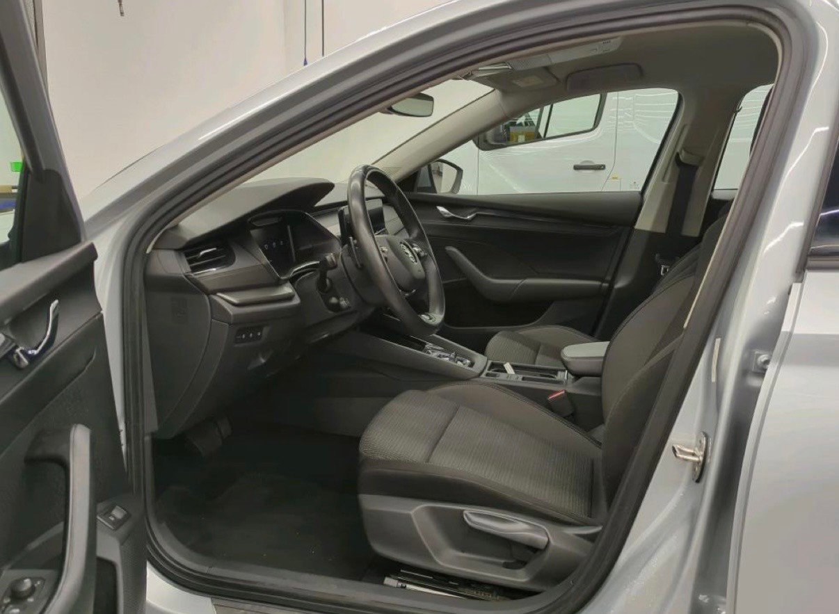 SKODA Octavia Combi 1.4 TSI Plug-In-Hybrid DSG Style ** Fris, Hybride Rechargeable Essence/Électricité, Occasion / Utilisé, Automatique - 4
