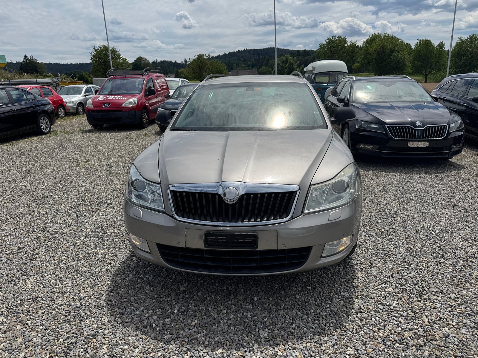 SKODA Octavia Combi 1.9 TDI Swiss Adventure 4x4, Diesel, Second hand / Used, Manual - 2