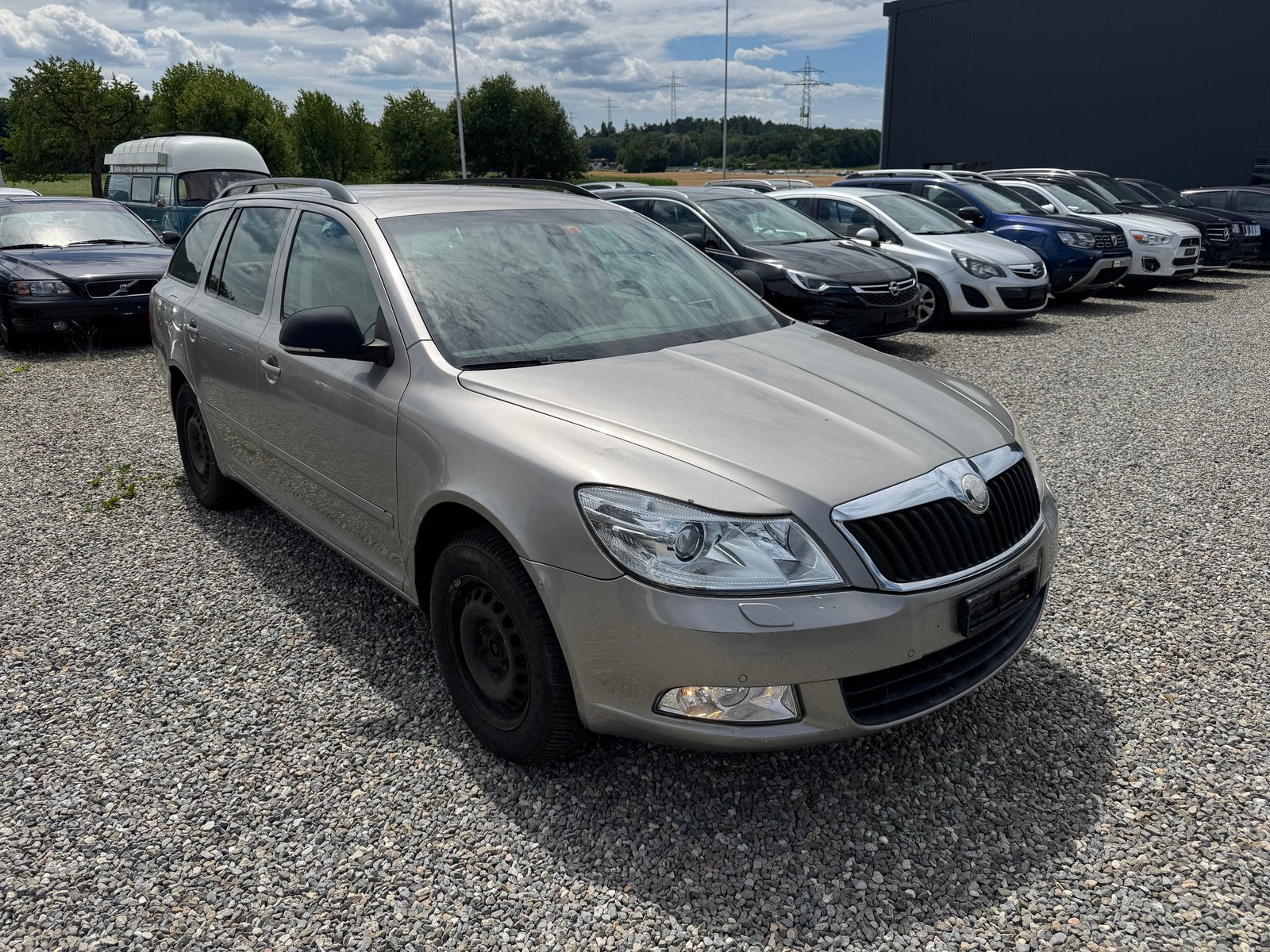 SKODA Octavia Combi 1.9 TDI Swiss Adventure 4x4, Diesel, Second hand / Used, Manual - 3