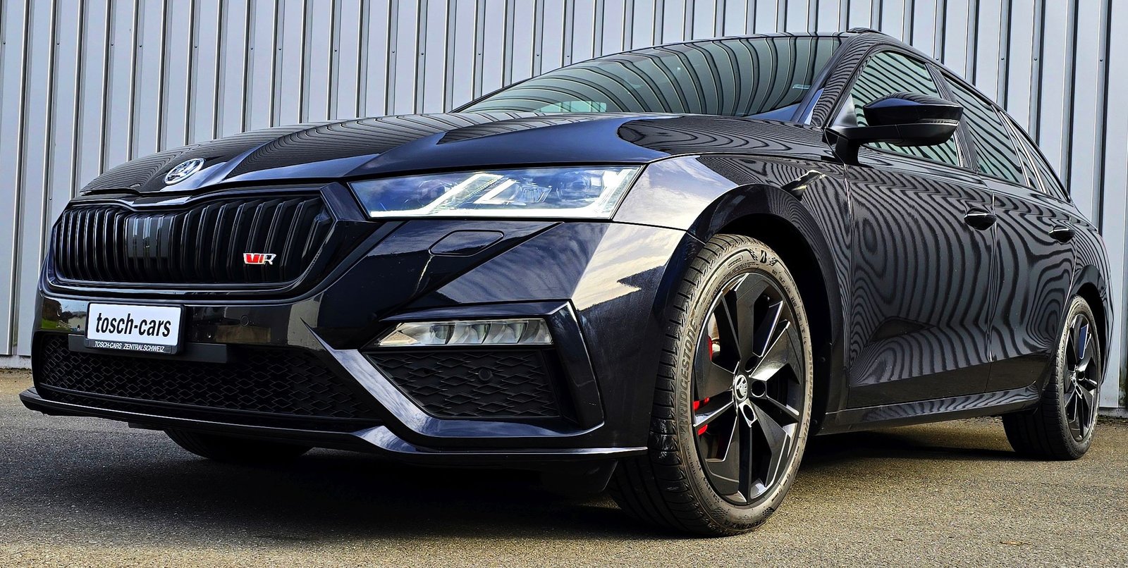 SKODA Octavia Combi 2.0 TSI DSG RS