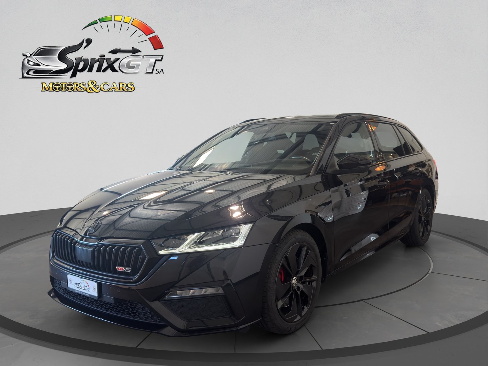 SKODA Octavia Combi 2.0 TSI DSG RS
