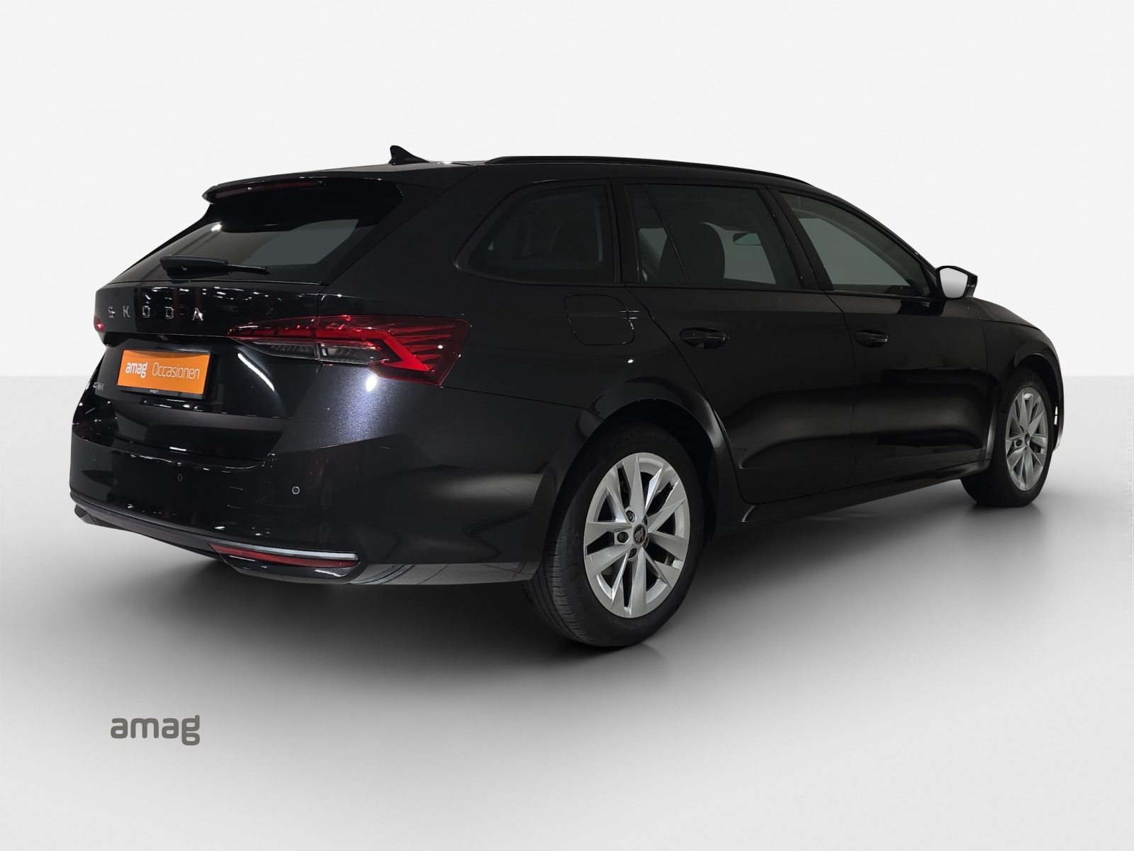 SKODA Octavia Selection MHEV, Essence, Occasion / Utilisé, Automatique - 5
