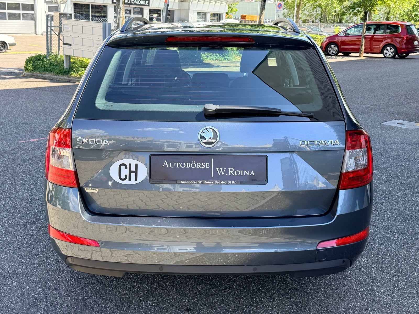 SKODA Octavia Combi 1.2 TSI Ambition, Benzin, Occasion / Gebraucht, Handschaltung - 4