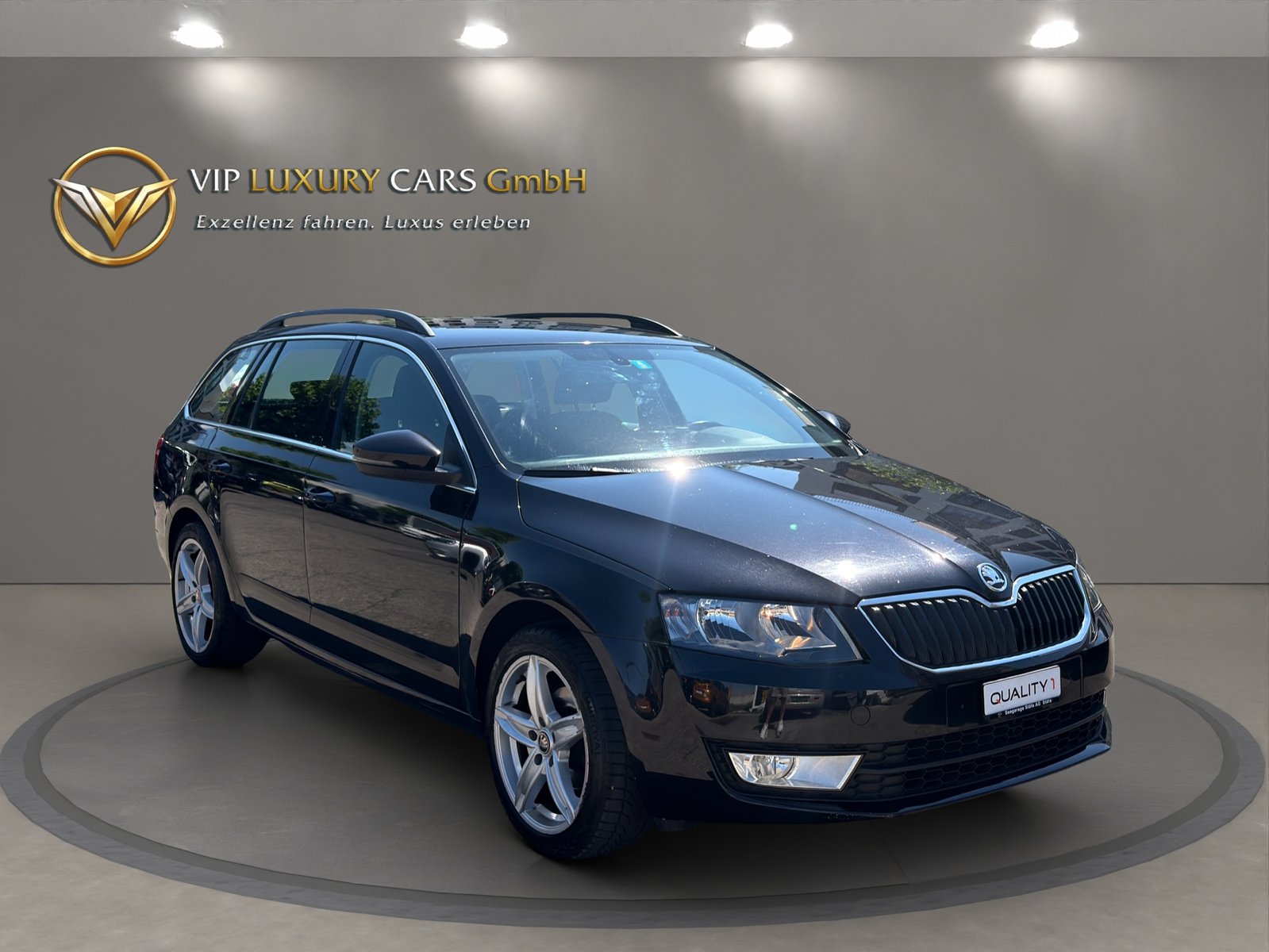SKODA Octavia Combi 1.6 TDI Swiss Joy, Diesel, Second hand / Used, Manual - 4