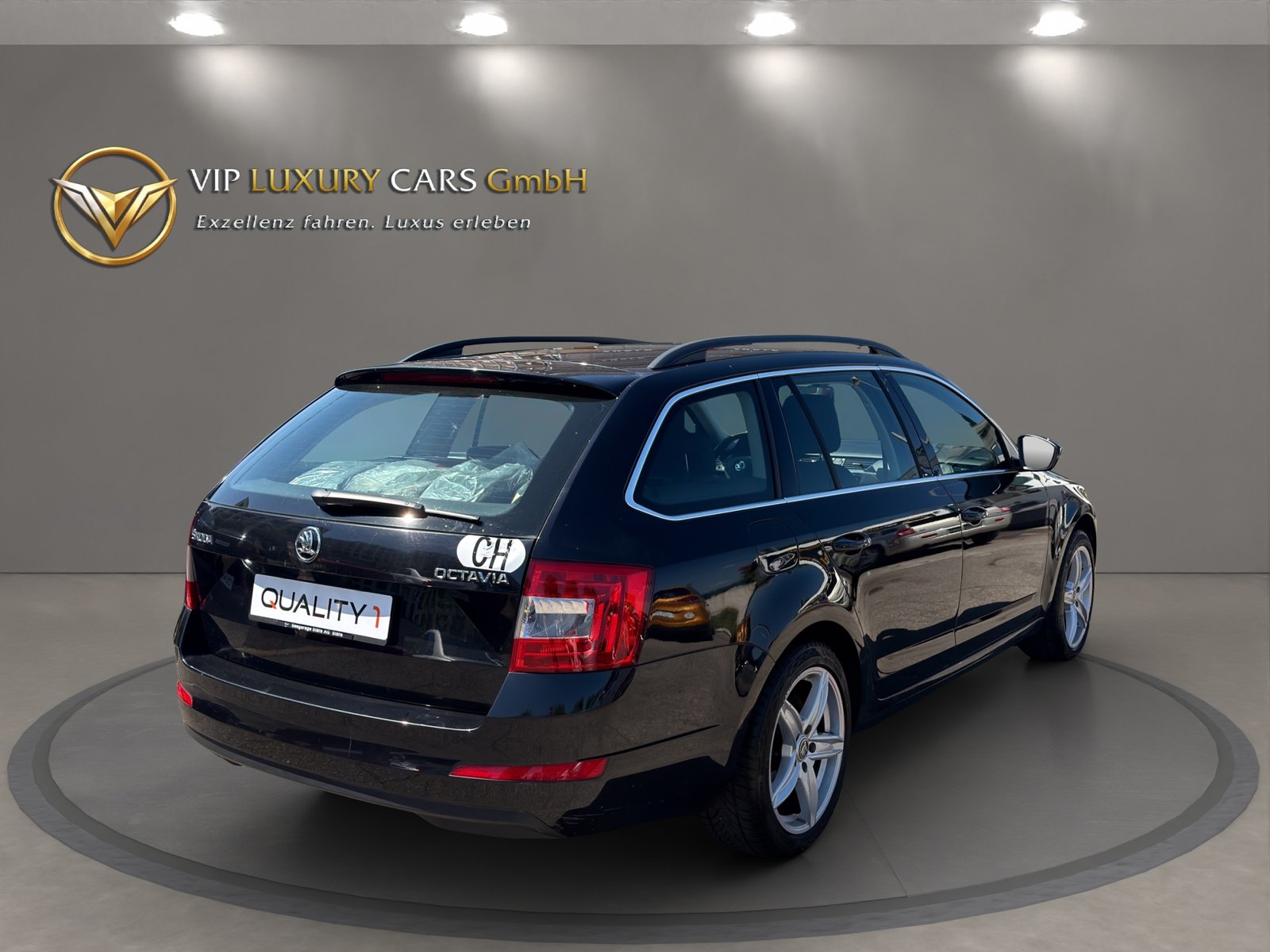 SKODA Octavia Combi 1.6 TDI Swiss Joy, Diesel, Second hand / Used, Manual - 6
