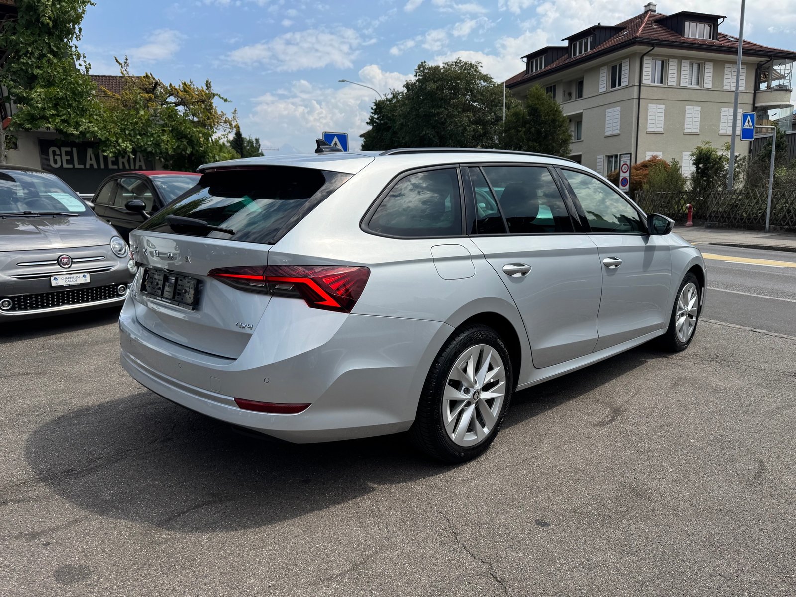 SKODA Octavia Combi 2.0 TDI DSG Ambition 4x4, Diesel, Occasioni / Usate, Automatico - 6