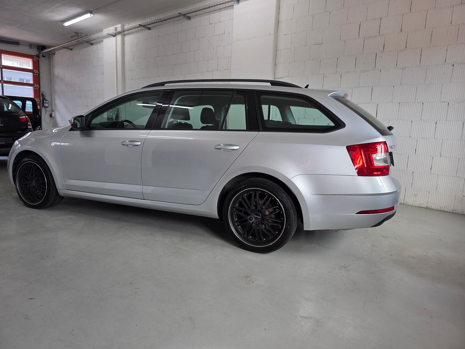 SKODA Octavia Combi 2.0 TDI Ambition 4x4 DSG, Diesel, Occasioni / Usate, Automatico - 5