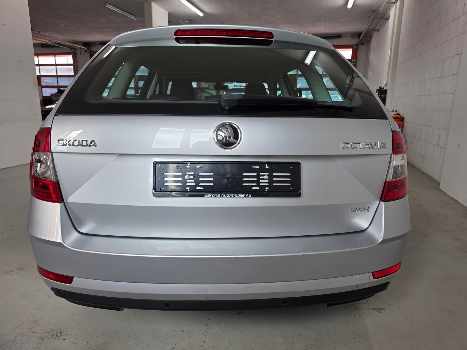 SKODA Octavia Combi 2.0 TDI Ambition 4x4 DSG, Diesel, Occasioni / Usate, Automatico - 6