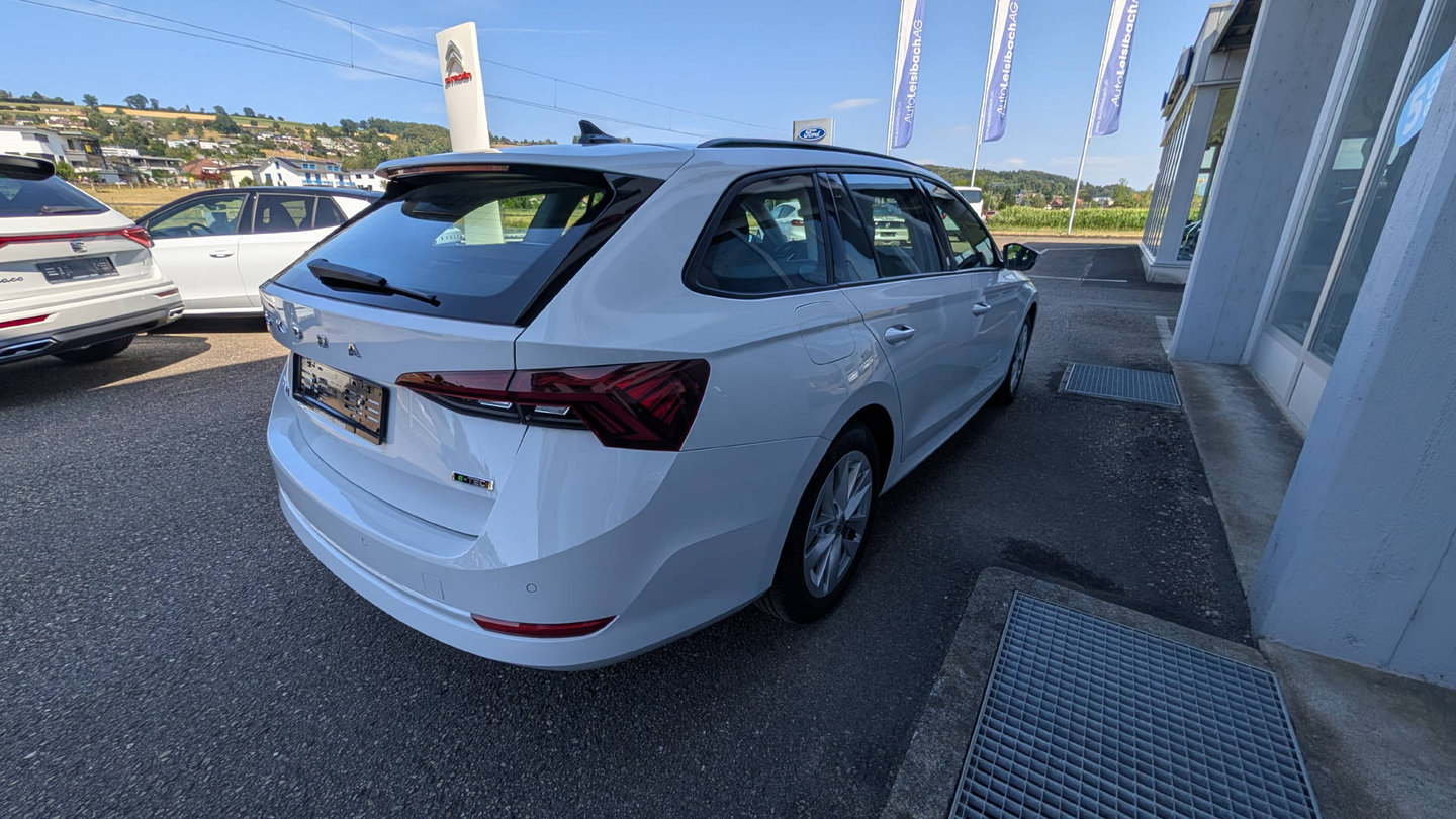 SKODA Octavia Combi 1.5 TSI Style DSG, Hybride Leggero Benzina/Elettrica, Occasioni / Usate, Automatico - 3