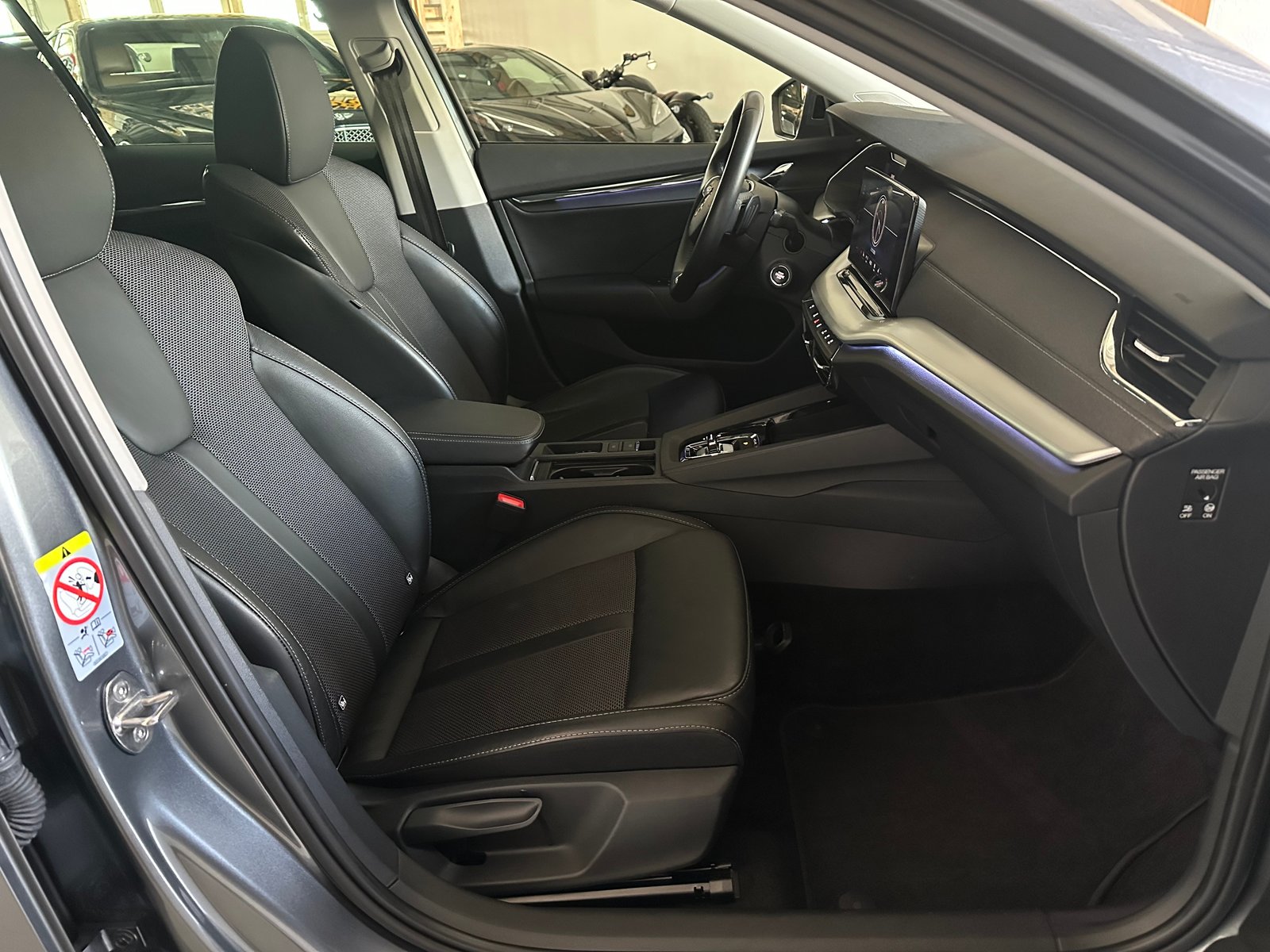 SKODA Octavia Combi 2.0 TDI DSG Style 4x4, Diesel, Occasion / Utilisé, Automatique - 4