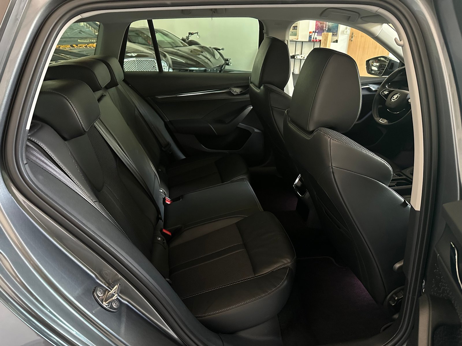 SKODA Octavia Combi 2.0 TDI DSG Style 4x4, Diesel, Occasion / Utilisé, Automatique - 5
