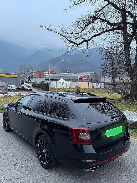 SKODA Octavia Combi 2.0 TDI 184 RS DSG, Diesel, Occasion / Utilisé, Automatique - 3