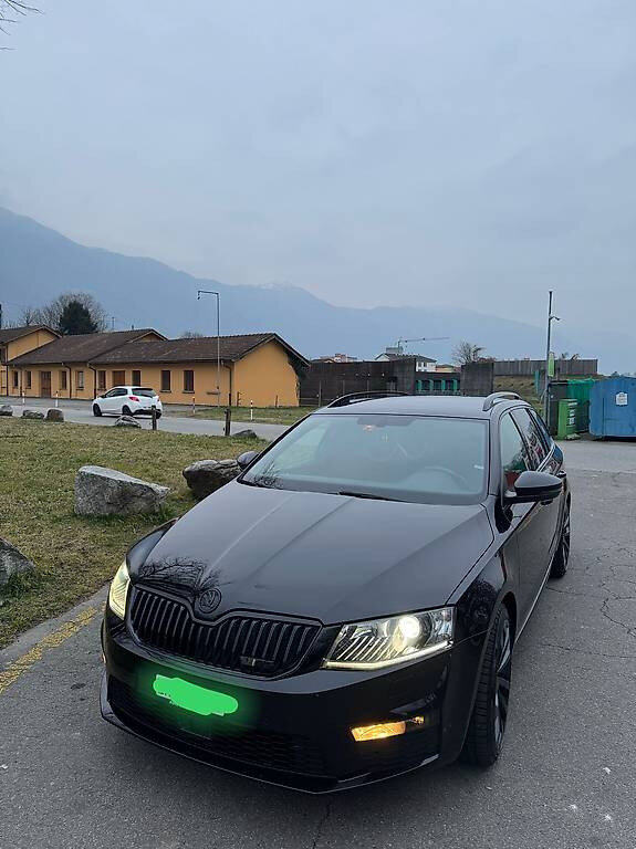 SKODA Octavia Combi 2.0 TDI 184 RS DSG, Diesel, Occasion / Utilisé, Automatique - 4