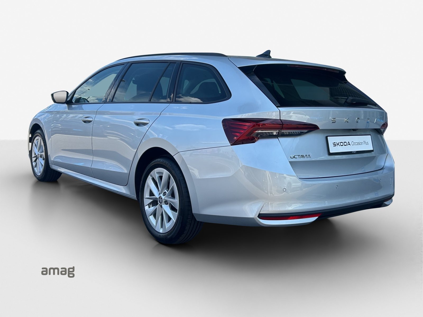 SKODA Octavia Selection MHEV, Benzin, Occasion / Gebraucht, Automatik - 3