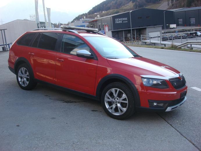 SKODA Octavia Combi 2.0 TDI Scout 4x4 DSG, Diesel, Occasioni / Usate, Automatico
