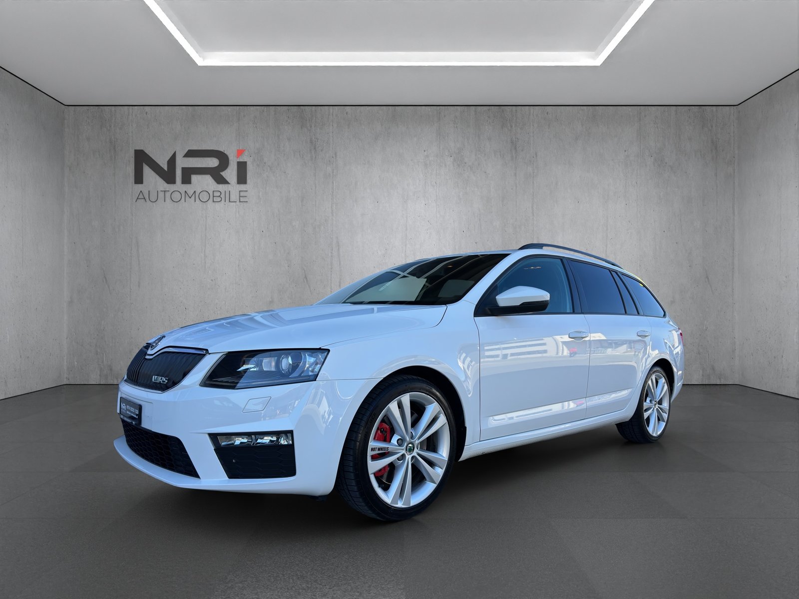 SKODA Octavia Combi 2.0 TSI RS