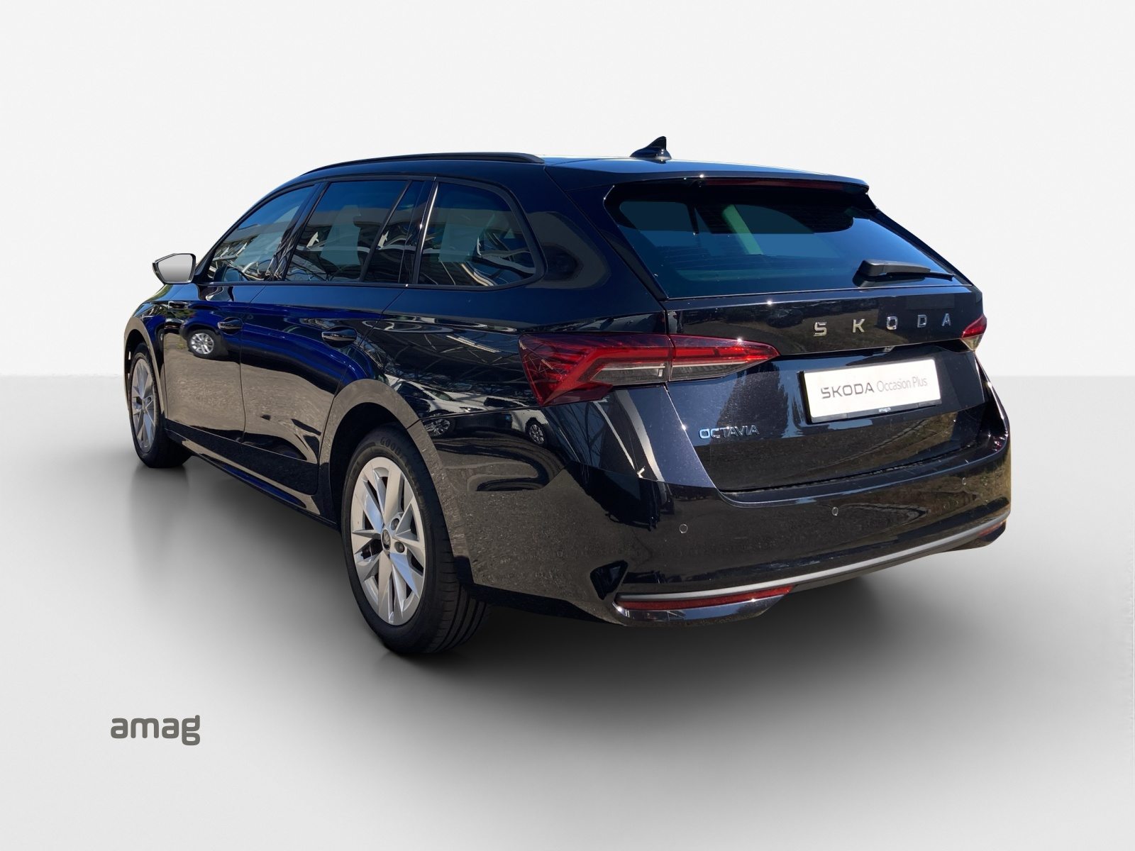 SKODA Octavia Selection MHEV, Benzin, Occasion / Gebraucht, Automatik - 3