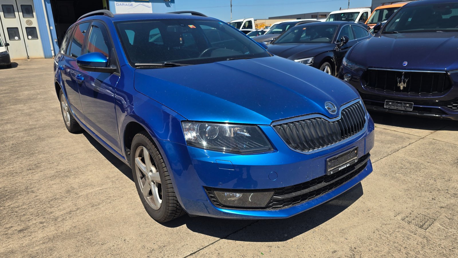 SKODA Octavia Combi 2.0 TDI Elegance 4x4