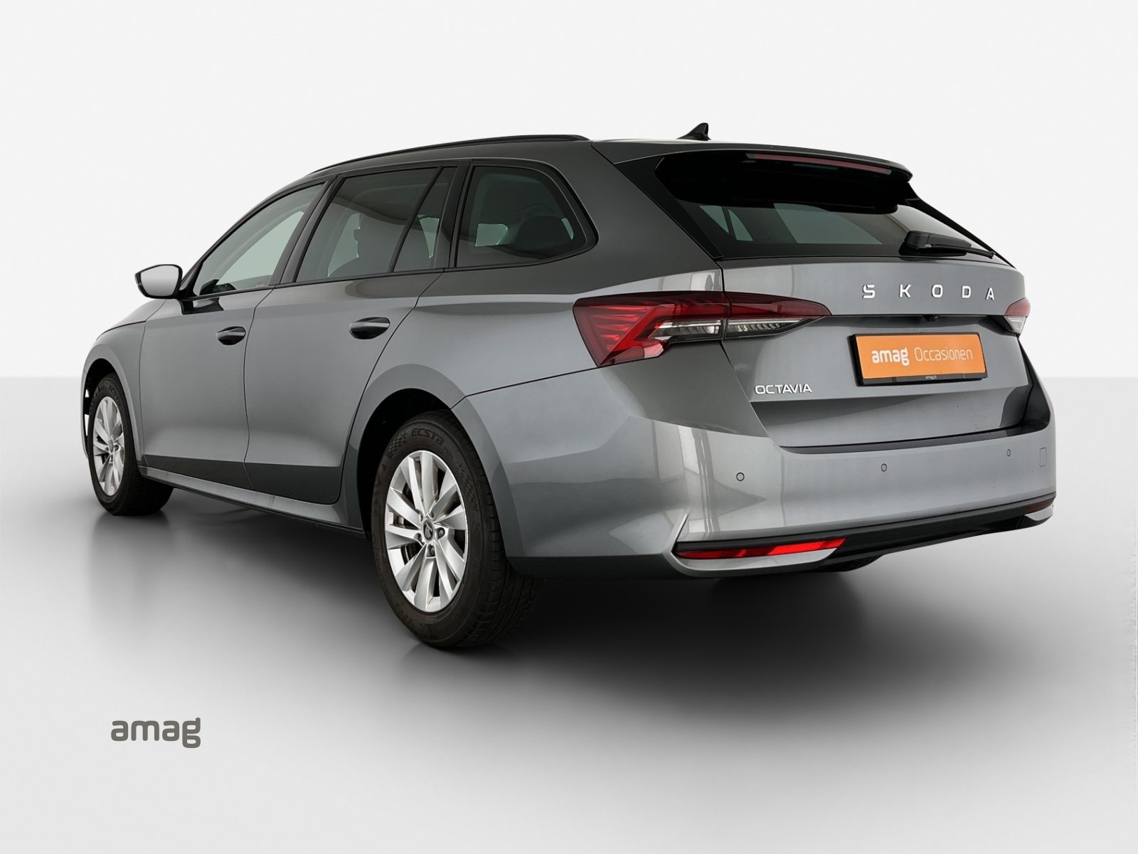 SKODA Octavia Selection MHEV, Benzin, Occasion / Gebraucht, Automatik - 3
