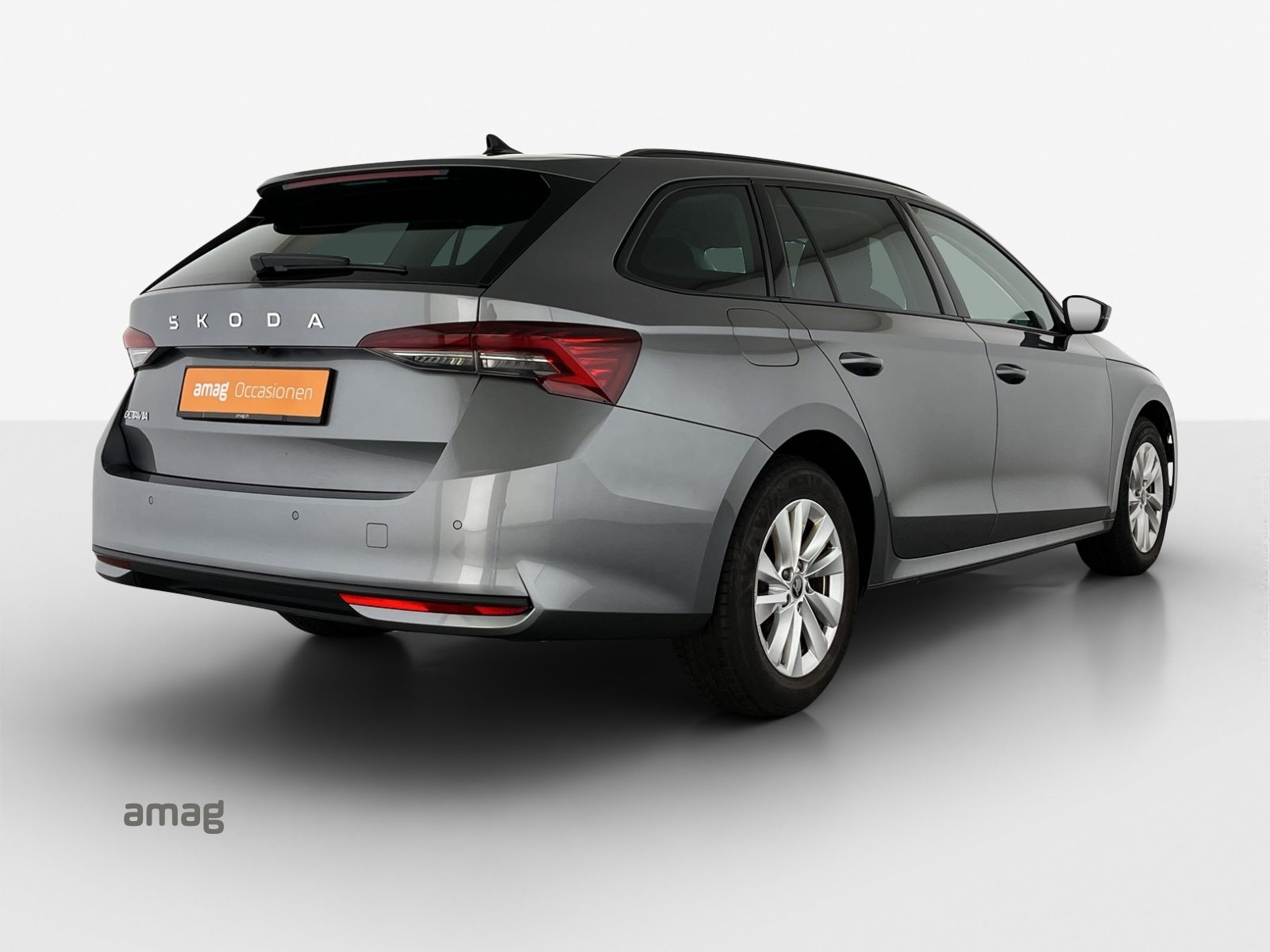 SKODA Octavia Selection MHEV, Benzin, Occasion / Gebraucht, Automatik - 5