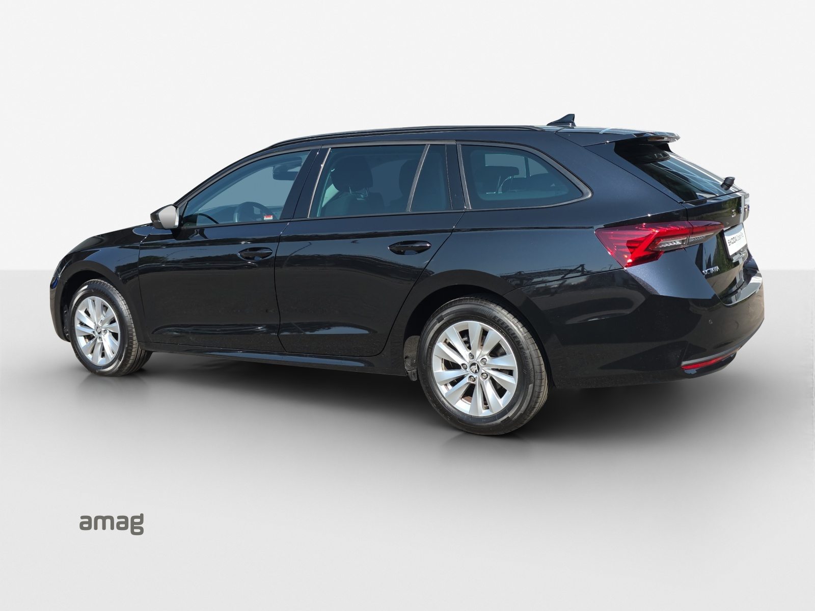 SKODA Octavia Selection, Diesel, Occasion / Gebraucht, Automatik - 3