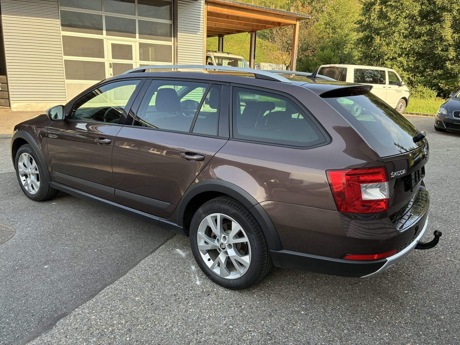 SKODA OCTAVIA SCOUT COMBI, Diesel, Occasion / Gebraucht, Automatik - 3