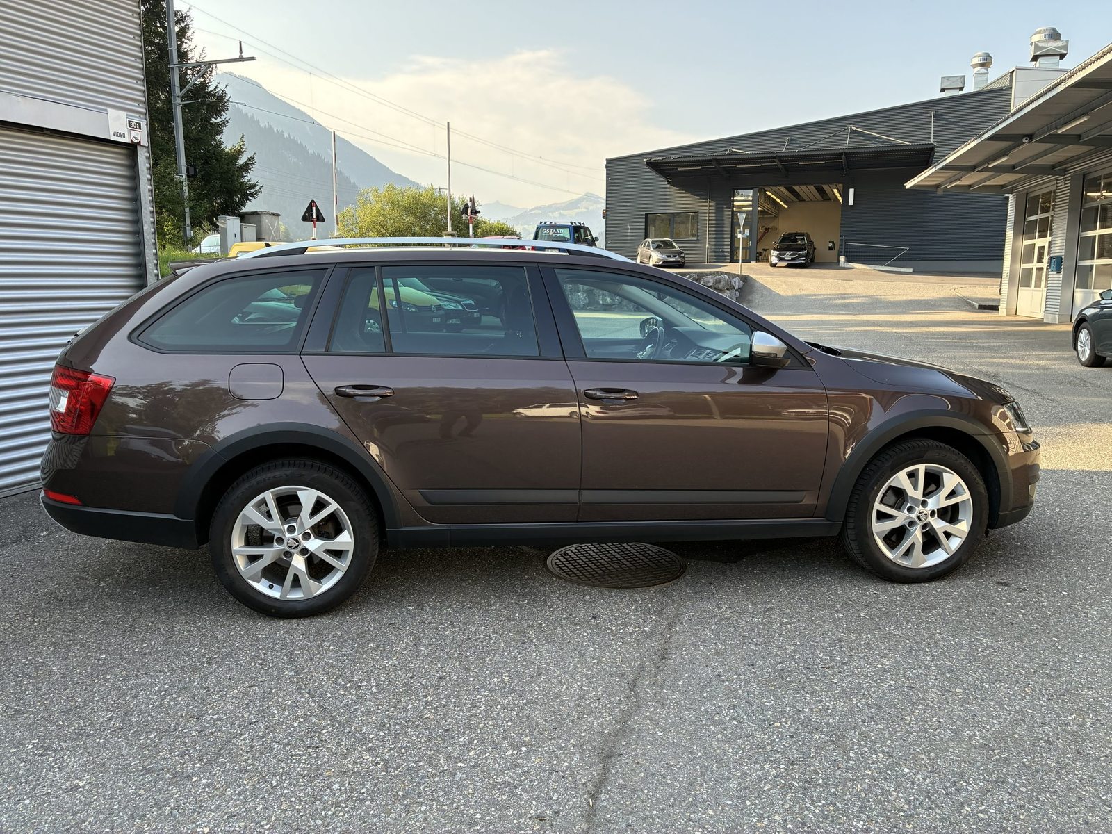 SKODA OCTAVIA SCOUT COMBI, Diesel, Occasion / Gebraucht, Automatik - 6