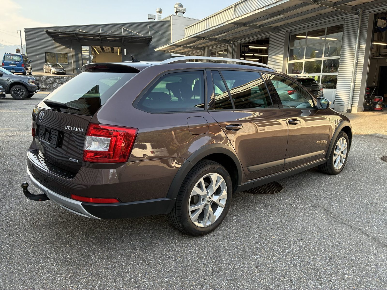 SKODA OCTAVIA SCOUT COMBI, Diesel, Occasion / Gebraucht, Automatik - 7