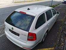 SKODA Octavia Combi 2.0 TDI Ambition 4x4, Diesel, Second hand / Used, Manual - 2