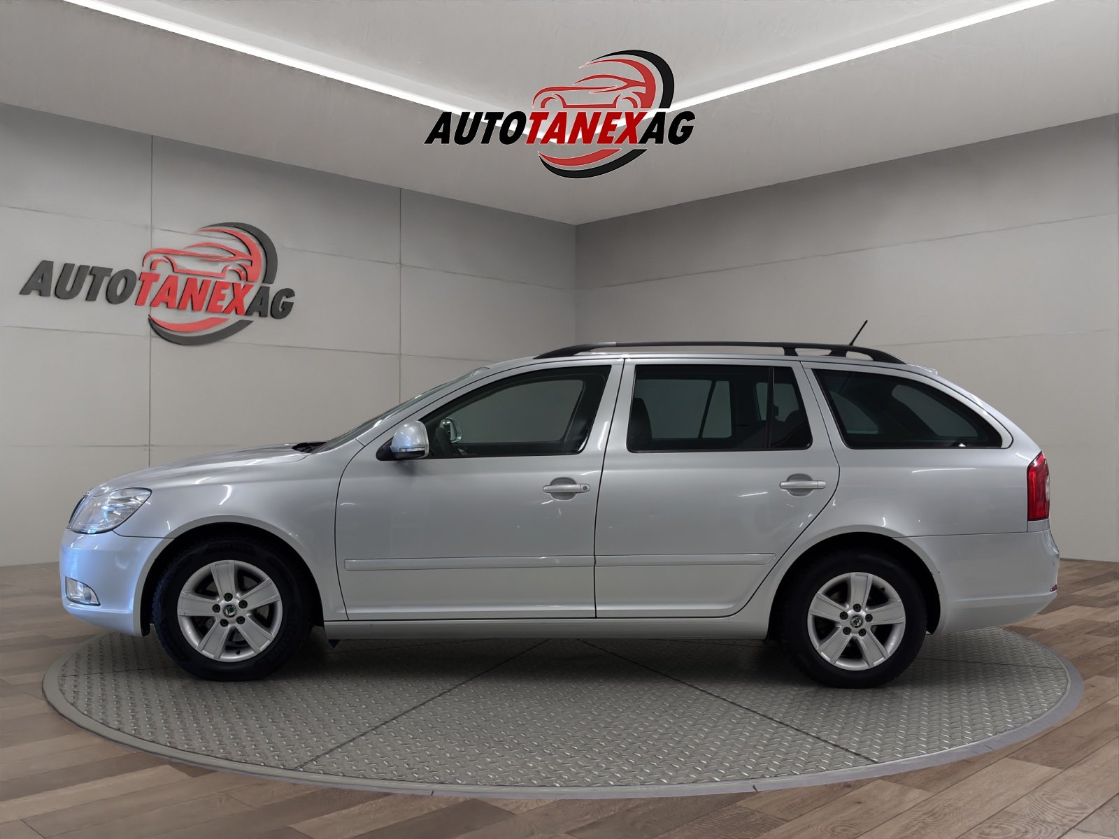SKODA Octavia Combi 1.6 TDI Ambiente, Diesel, Occasion / Gebraucht, Handschaltung - 2