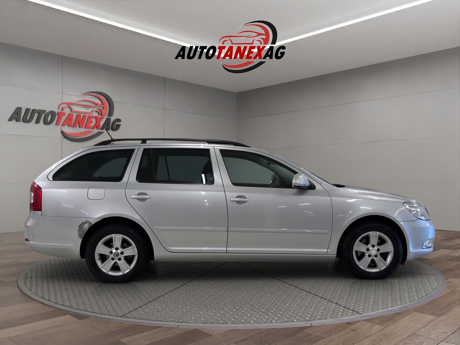 SKODA Octavia Combi 1.6 TDI Ambiente, Diesel, Occasion / Gebraucht, Handschaltung - 7
