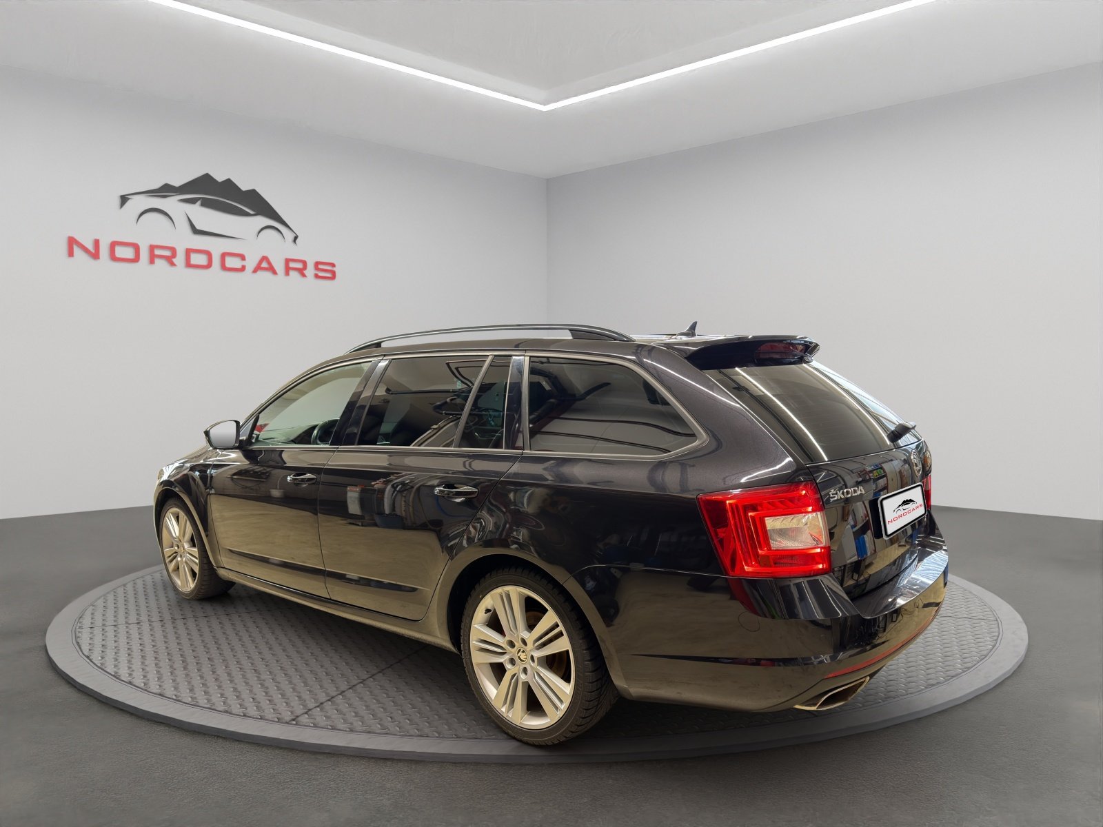 SKODA Octavia Combi 2.0 TDI RS DSG, Diesel, Occasion / Gebraucht, Automatik - 3