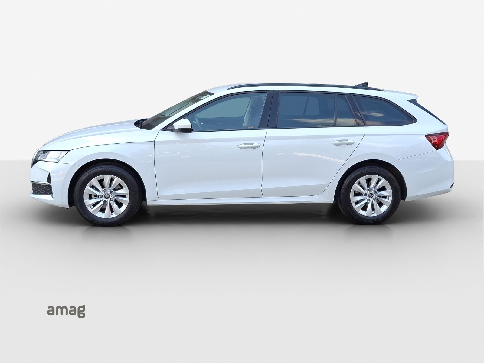 SKODA Octavia Selection MHEV, Essence, Occasion / Utilisé, Automatique - 2