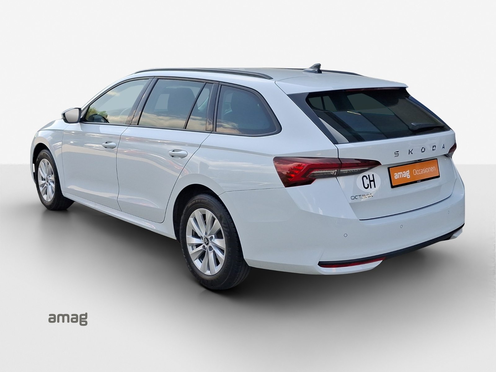 SKODA Octavia Selection MHEV, Essence, Occasion / Utilisé, Automatique - 3