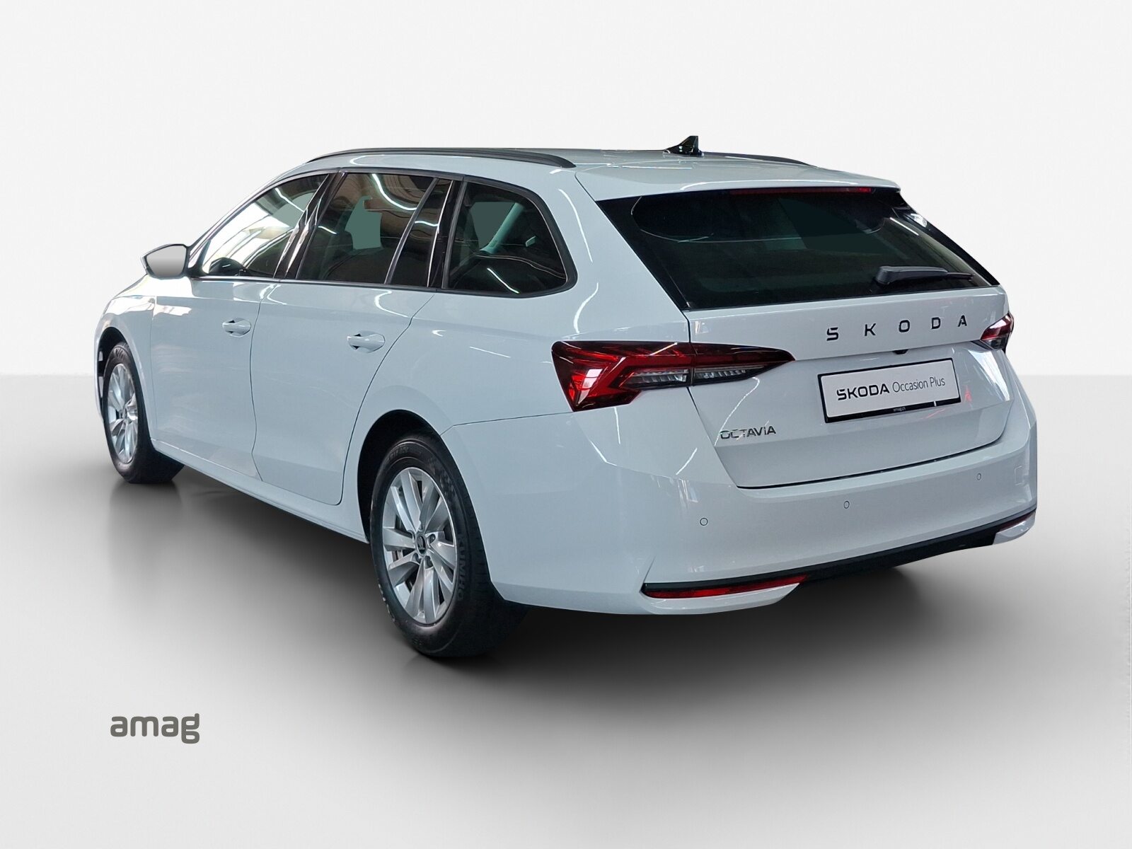 SKODA Octavia Selection MHEV, Essence, Occasion / Utilisé, Automatique - 3