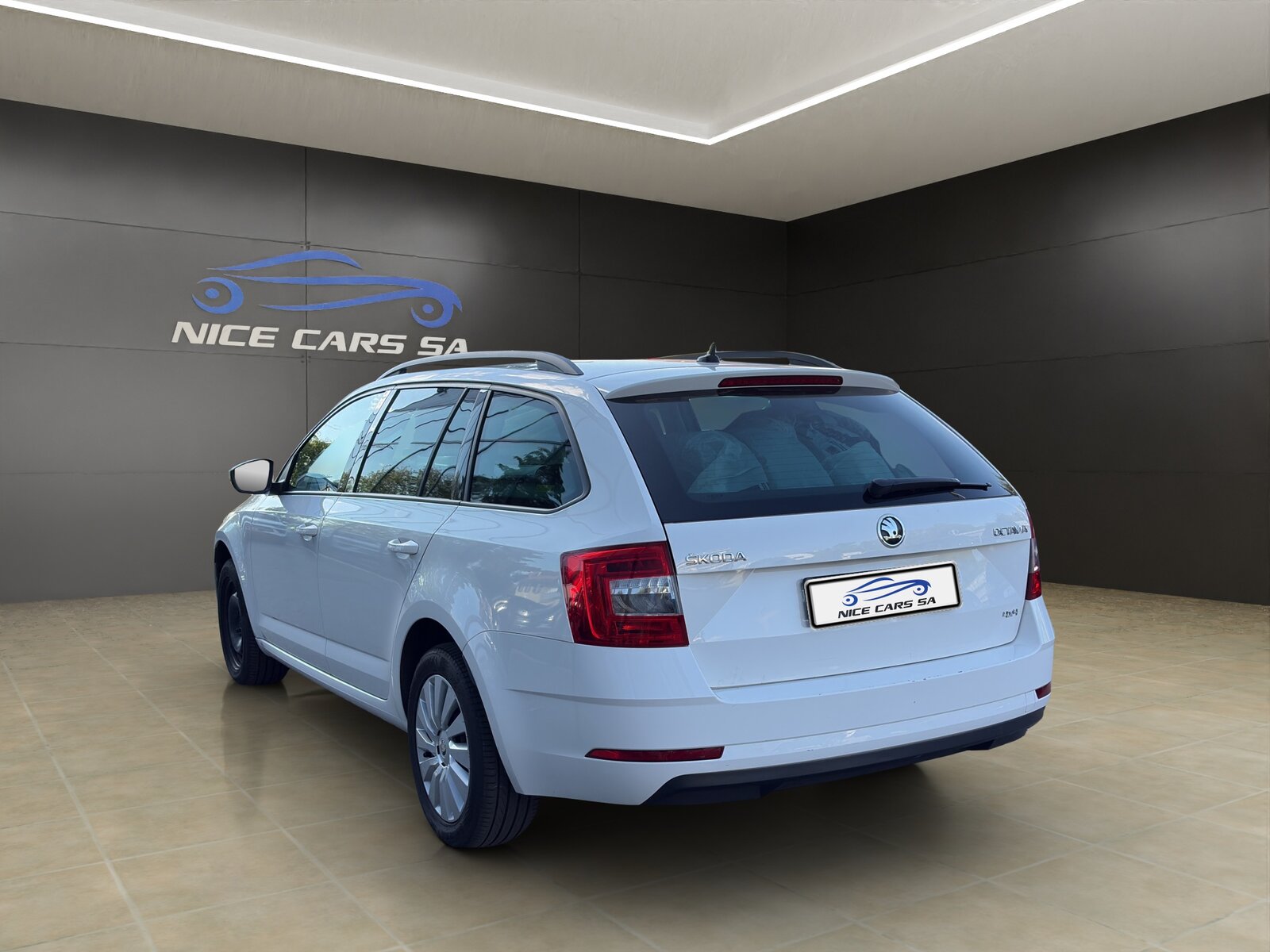 SKODA Octavia Combi 2.0 TDI Ambition 4x4 DSG, Diesel, Occasioni / Usate, Automatico - 5