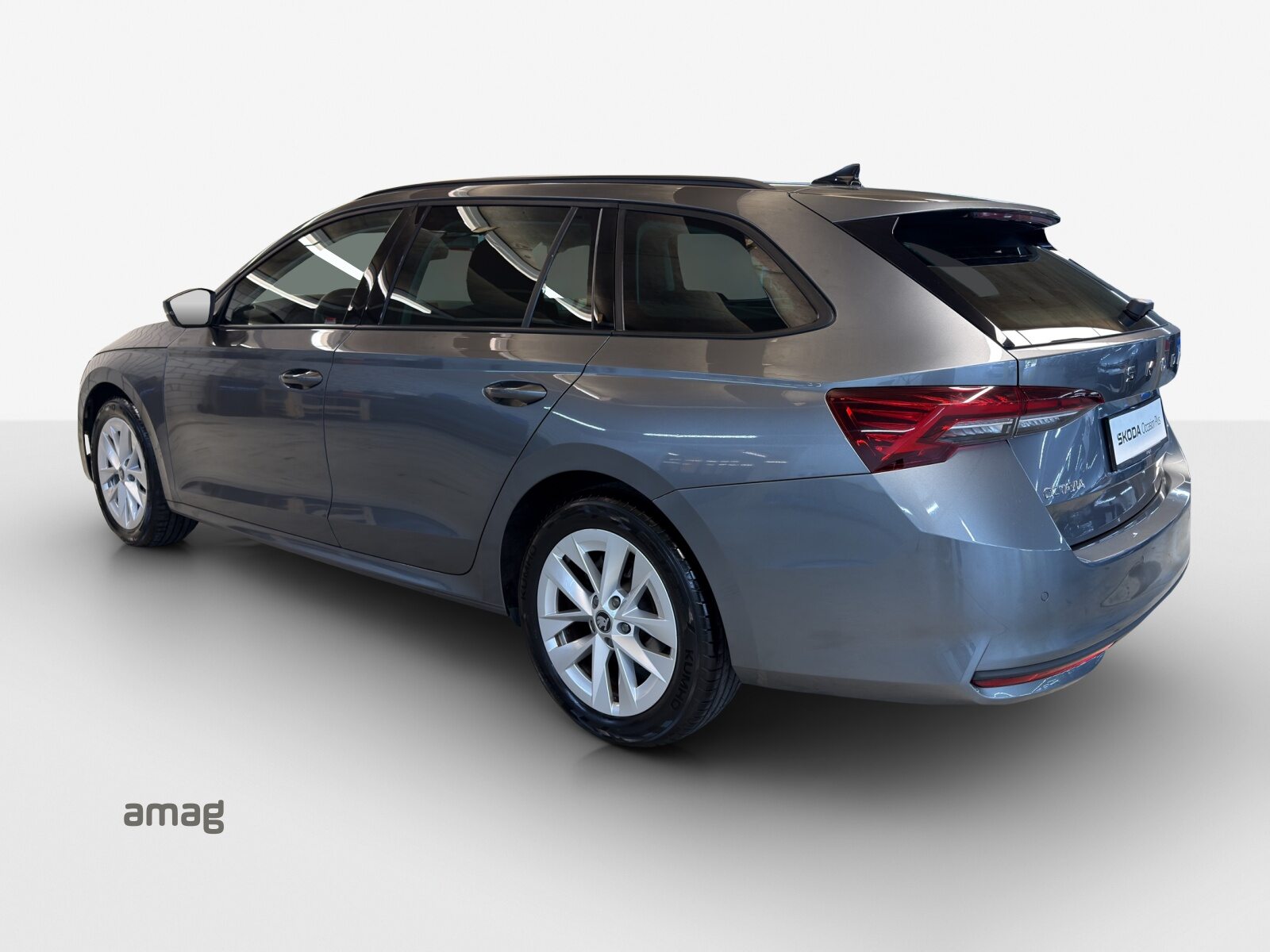 SKODA Octavia Selection MHEV, Benzin, Occasion / Gebraucht, Automatik - 3