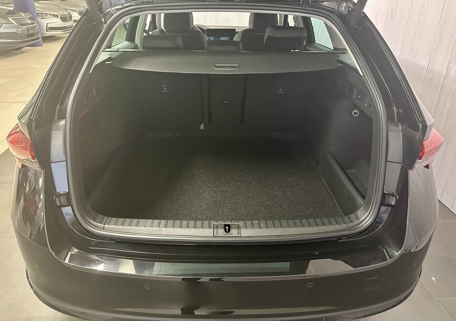 SKODA Octavia Selection, Diesel, Occasion / Gebraucht, Automatik - 6