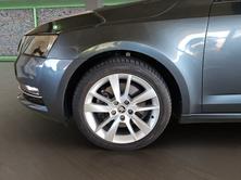 SKODA Octavia Combi 2.0 TDI Style 4x4, Diesel, Second hand / Used, Automatic - 6