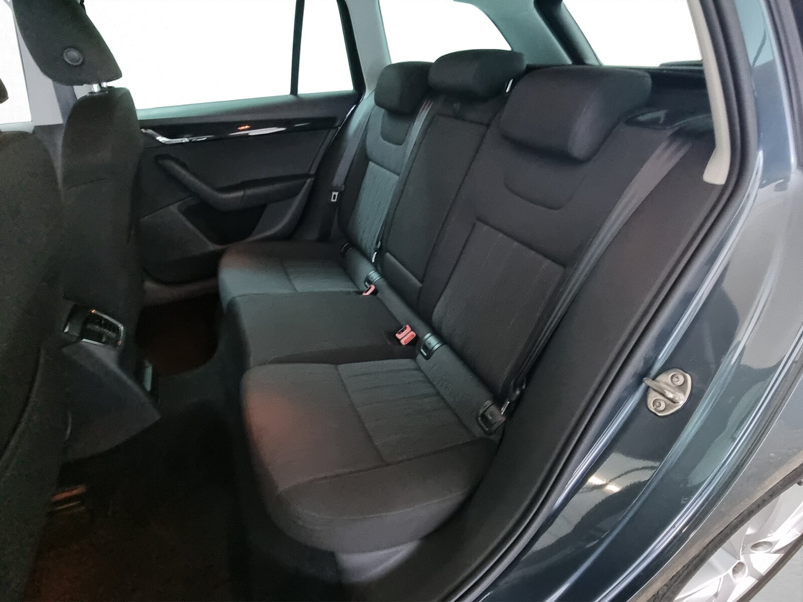 SKODA Octavia Combi 2.0 TSI Ambition DSG, Benzina, Occasioni / Usate, Automatico - 7
