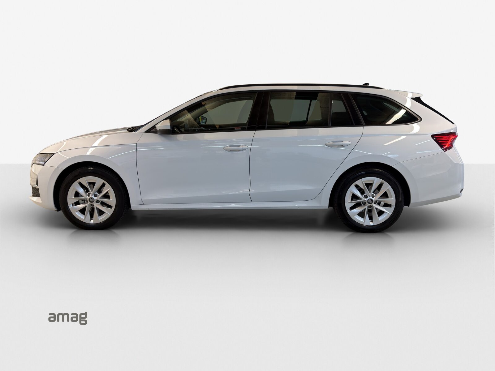 SKODA Octavia Selection MHEV, Benzin, Occasion / Gebraucht, Automatik - 2