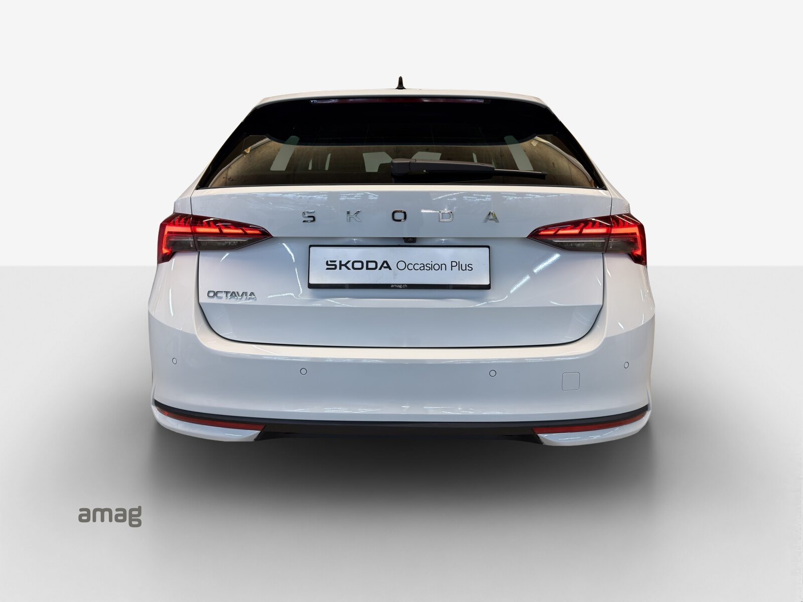 SKODA Octavia Selection MHEV, Benzin, Occasion / Gebraucht, Automatik - 4