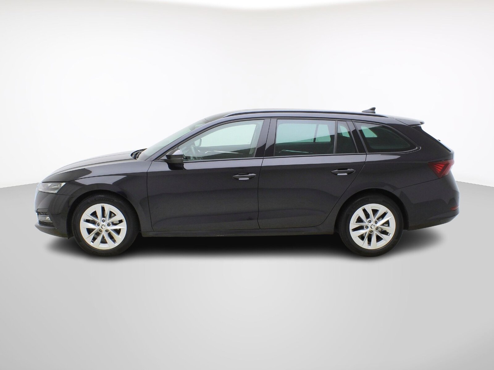 SKODA Octavia 1.5 eTSI DSG Style, Mild-Hybrid Petrol/Electric, Second hand / Used, Automatic - 3