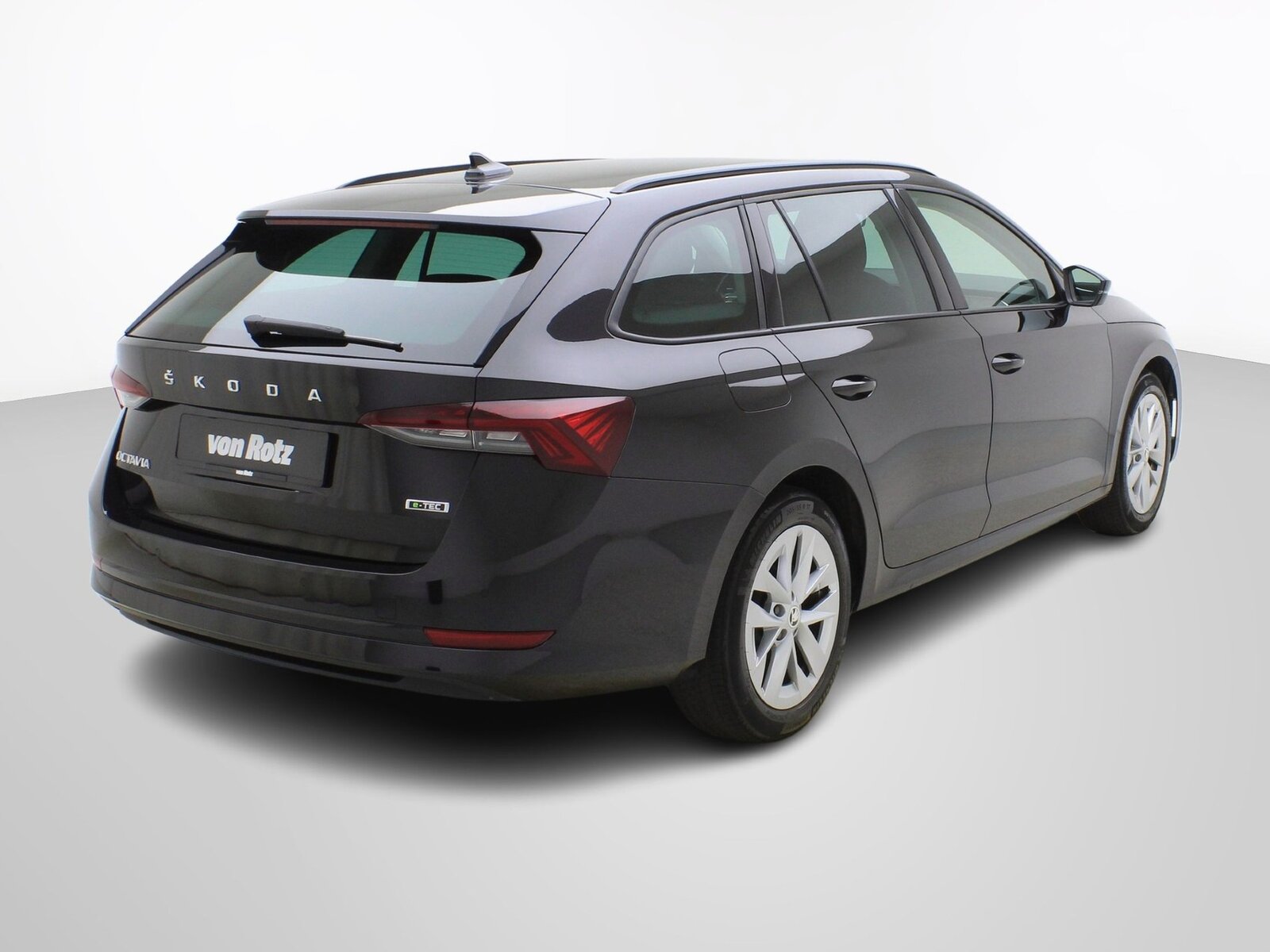 SKODA Octavia 1.5 eTSI DSG Style, Mild-Hybrid Petrol/Electric, Second hand / Used, Automatic - 5
