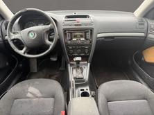 SKODA Octavia 2.0 TDI Elegance, Diesel, Occasion / Gebraucht, Automatik - 7