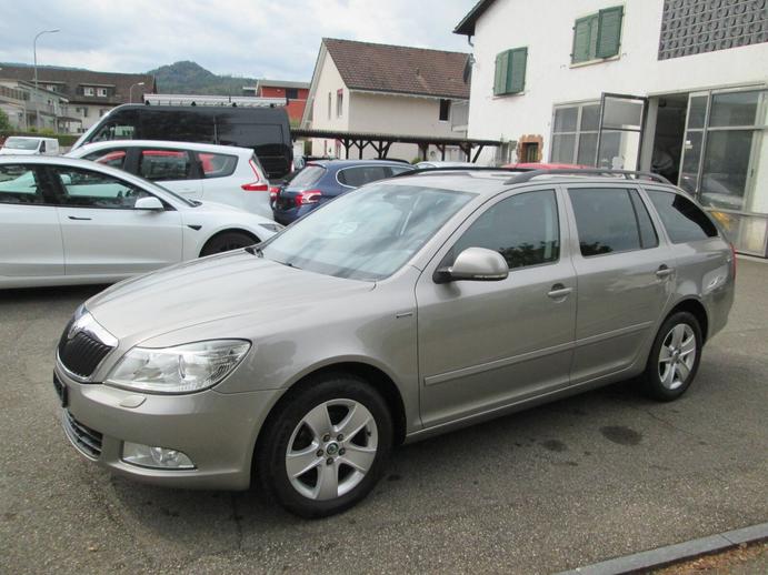 SKODA Octavia Combi 1.4 TSI Twenty20, Petrol, Second hand / Used, Manual